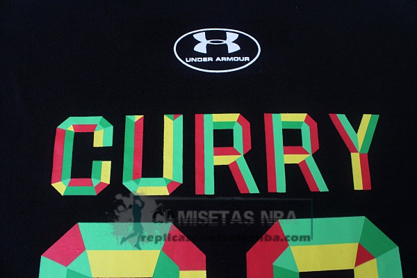 Camiseta Manga Corta Under Curry Negro